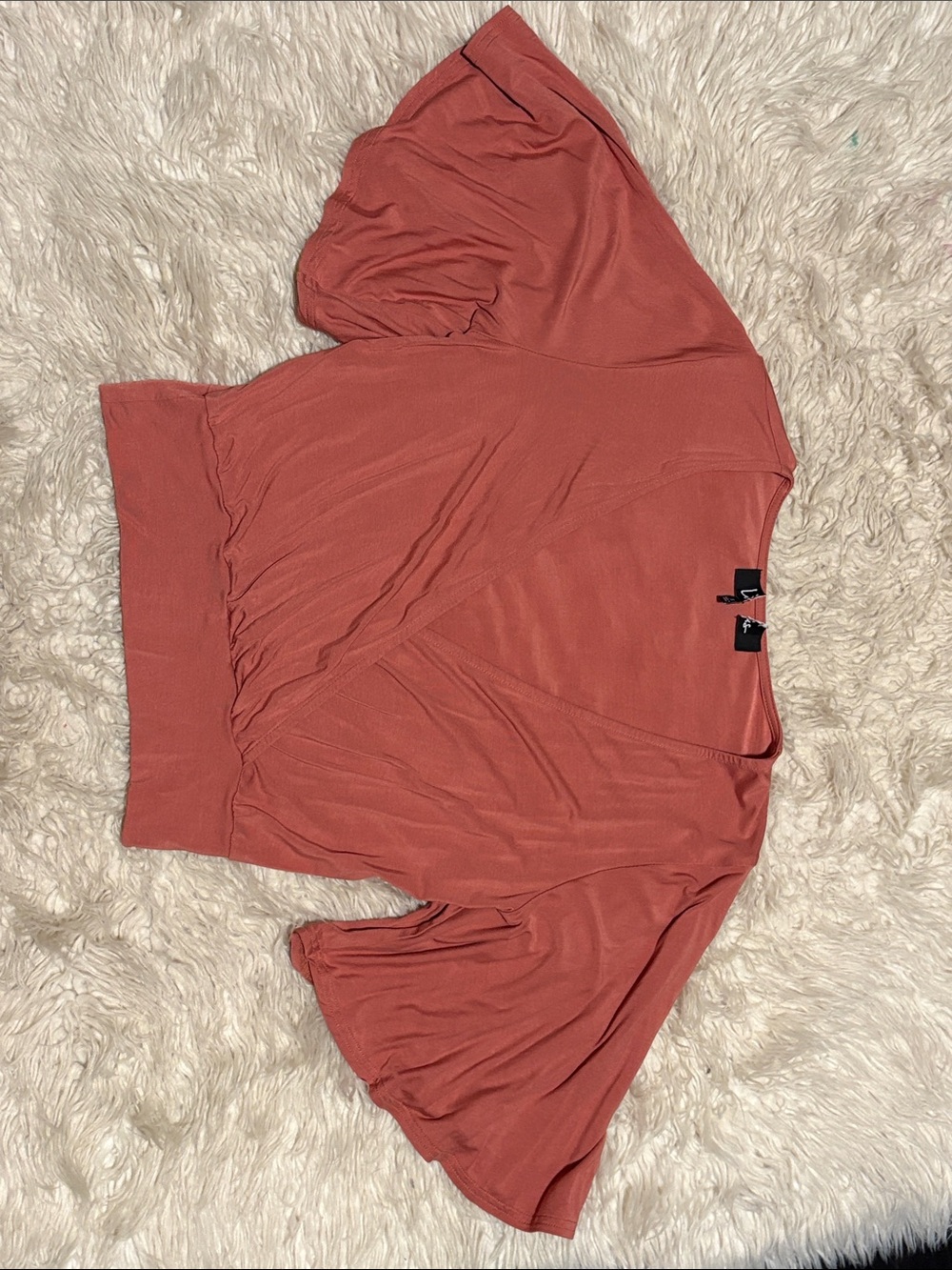 Wide sleeve lulus crop - Picture 2 of 6